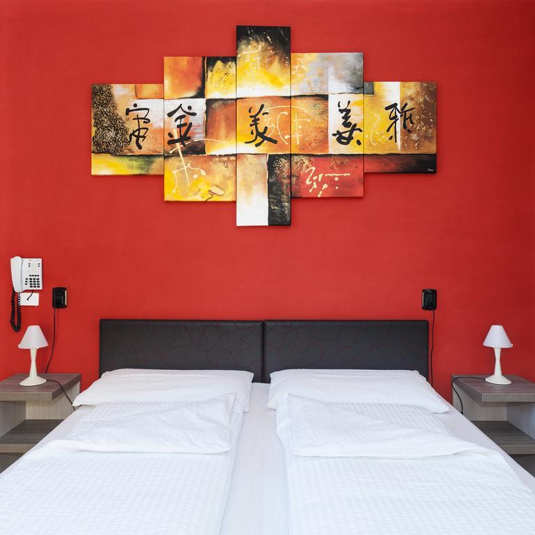 Hotel Garni Ischia มัลเชซิเน ห้อง รูปภาพ